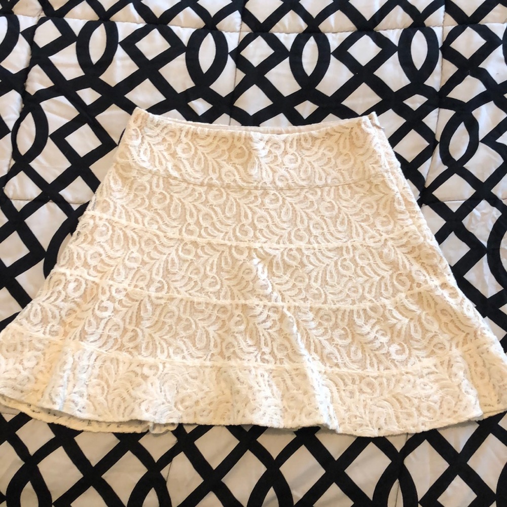 Express cream lace skirt